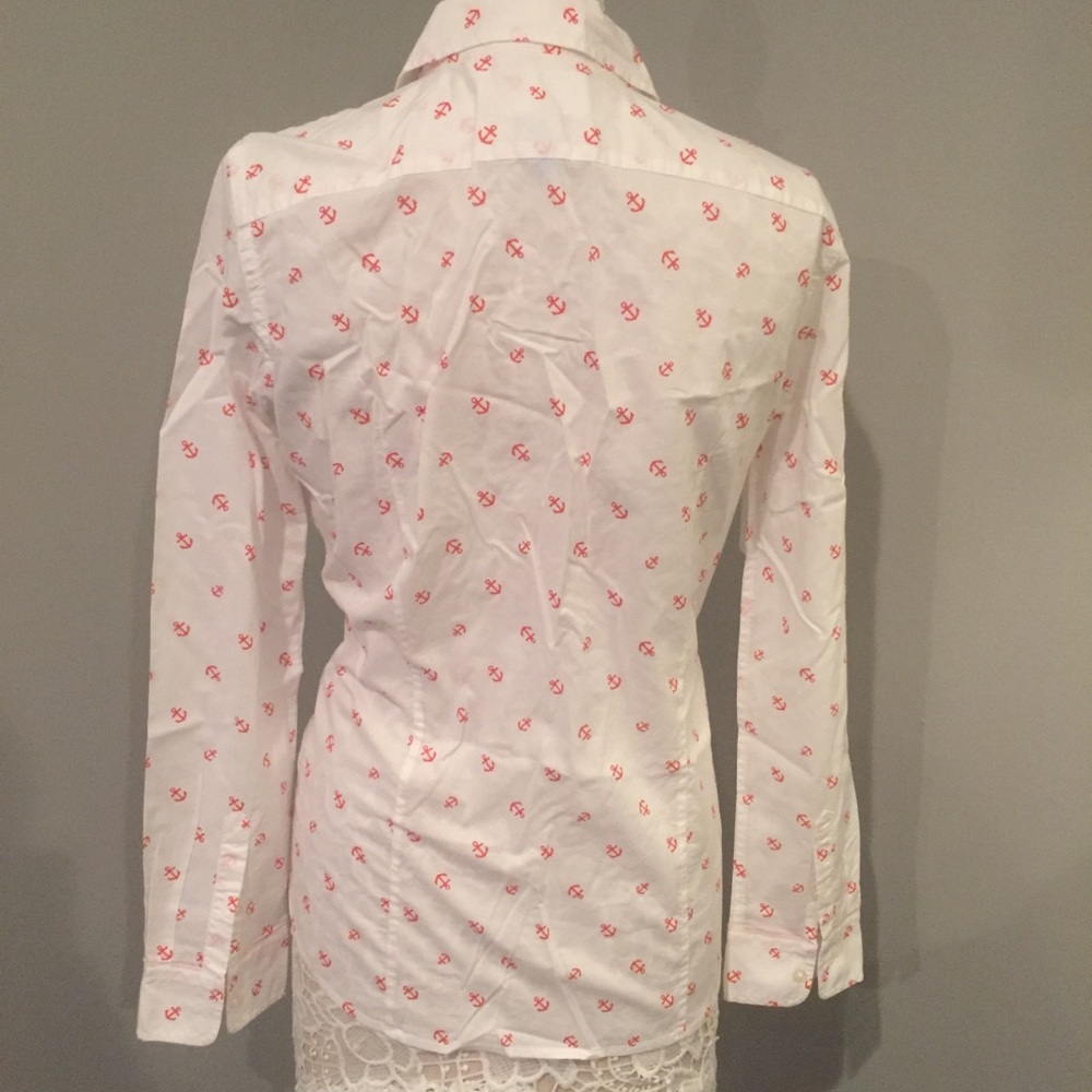 ❗️Sale ❗️Banana Republic Soft Wash Shirt - Picture 4 of 6